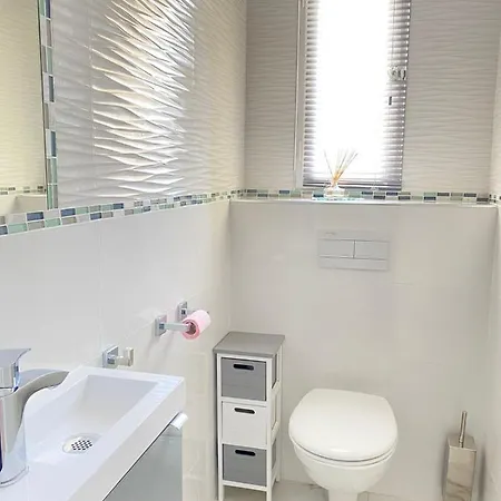 Beautiful 3 High End Near Appartement Antibes